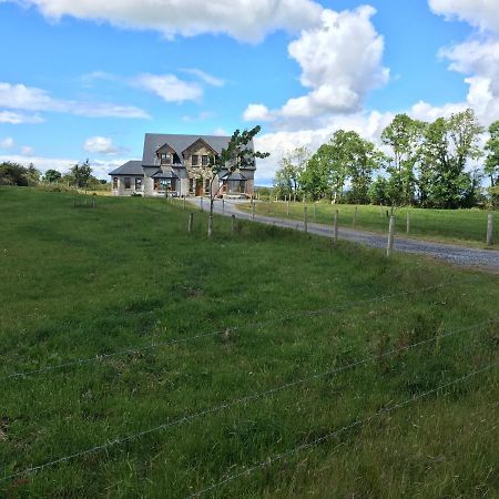 Annies Meadow. Villa Knock  Eksteriør bilde