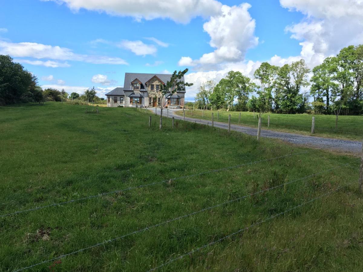 Annies Meadow. Villa Knock  Eksteriør bilde
